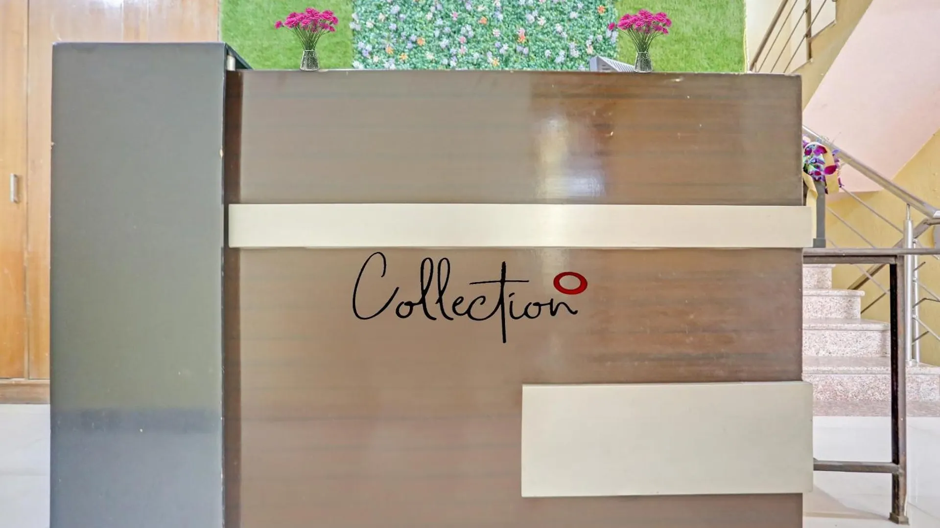 Collection O Grand Casa Hotel Gurgaon 4*,